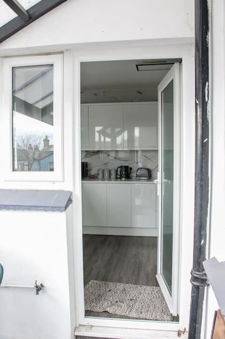 Апартаменты Stylish Retreat In Leigh-On-Sea Саутенд-он-Си Экстерьер фото